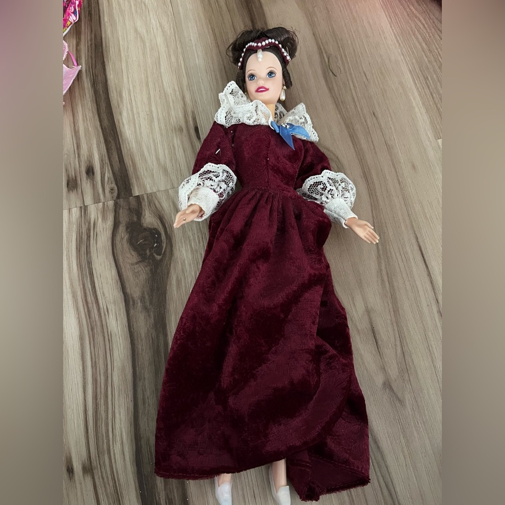 Vintage Barbie Doll Sentimental Valentine 1996 Hallmark Edition collector Avon